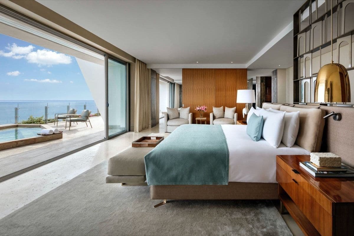Luxury hotel suite managed with innLogic